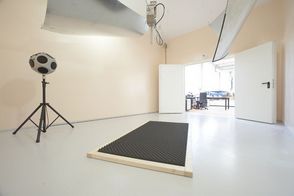 Reverberation chamber