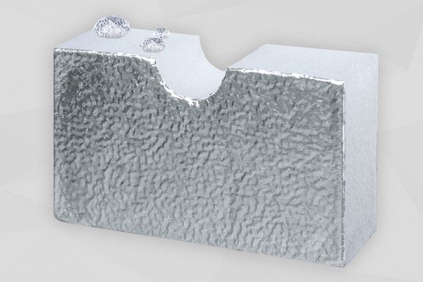 [Translate to Englisch:] Weißes Polyestervlies mit Aluminiumoberfläche