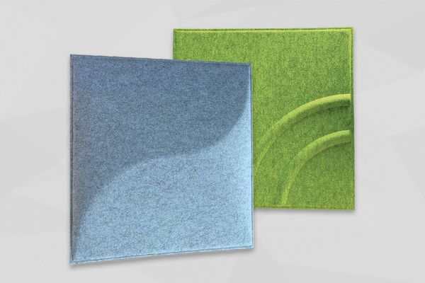 Zwei quadratische Deckeneinleger aus Vliespressteilen in Blau und Grün